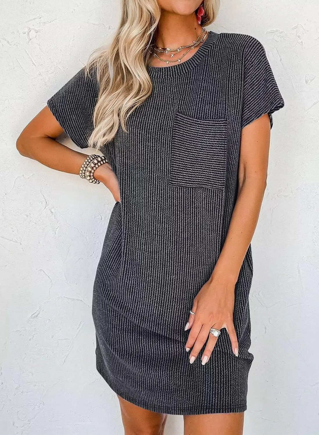 Summer Dresses for Women 2025 Short Sleeve Crew Neck Textured Mini Dress with Pocket Casual Beach Sundress