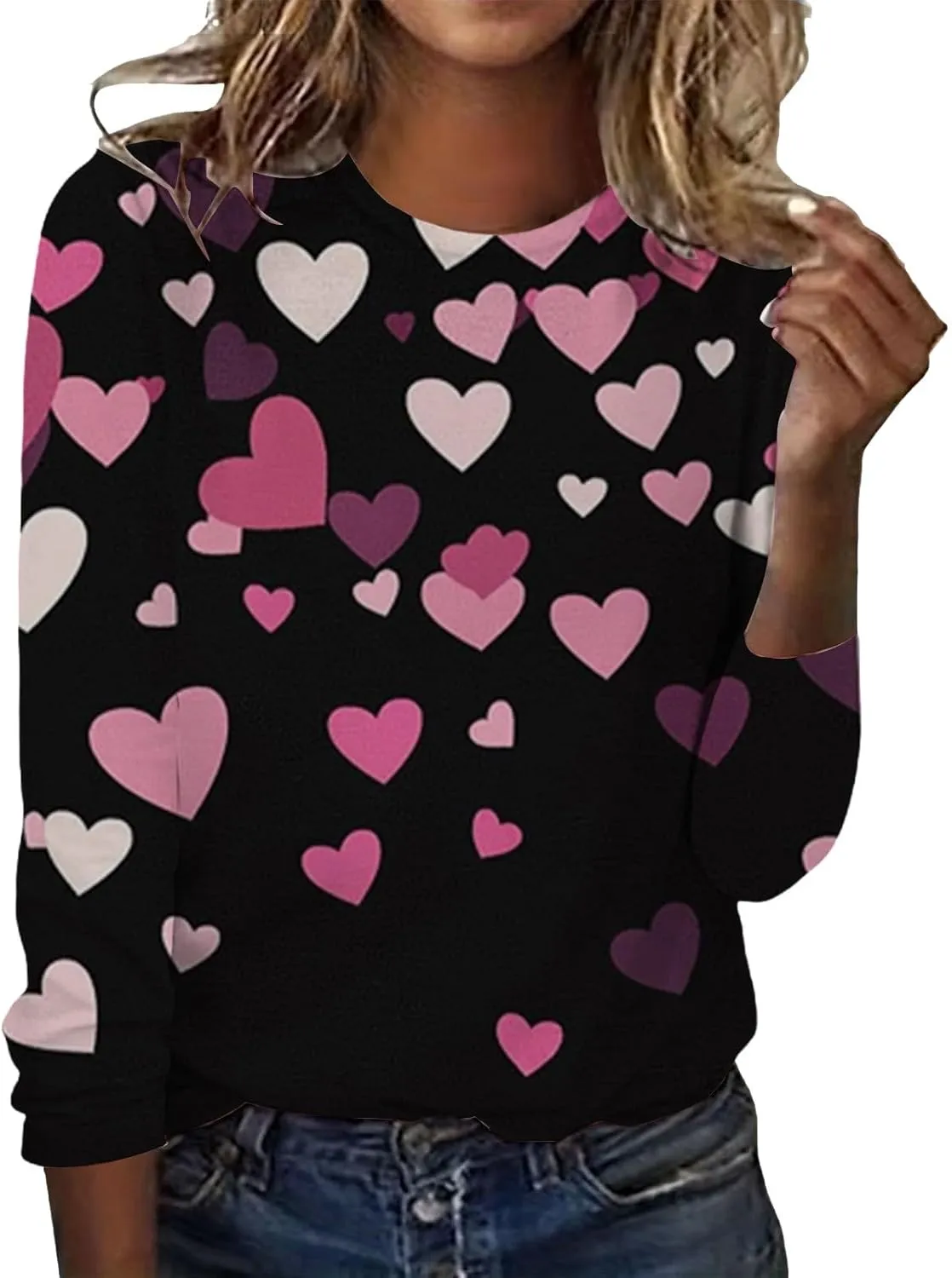 Womens Valentines Shirt Love Heart Print Long Sleeve Crewneck Sweatshirt Loose Casual Fit Basic 2025 Spring Pullover
