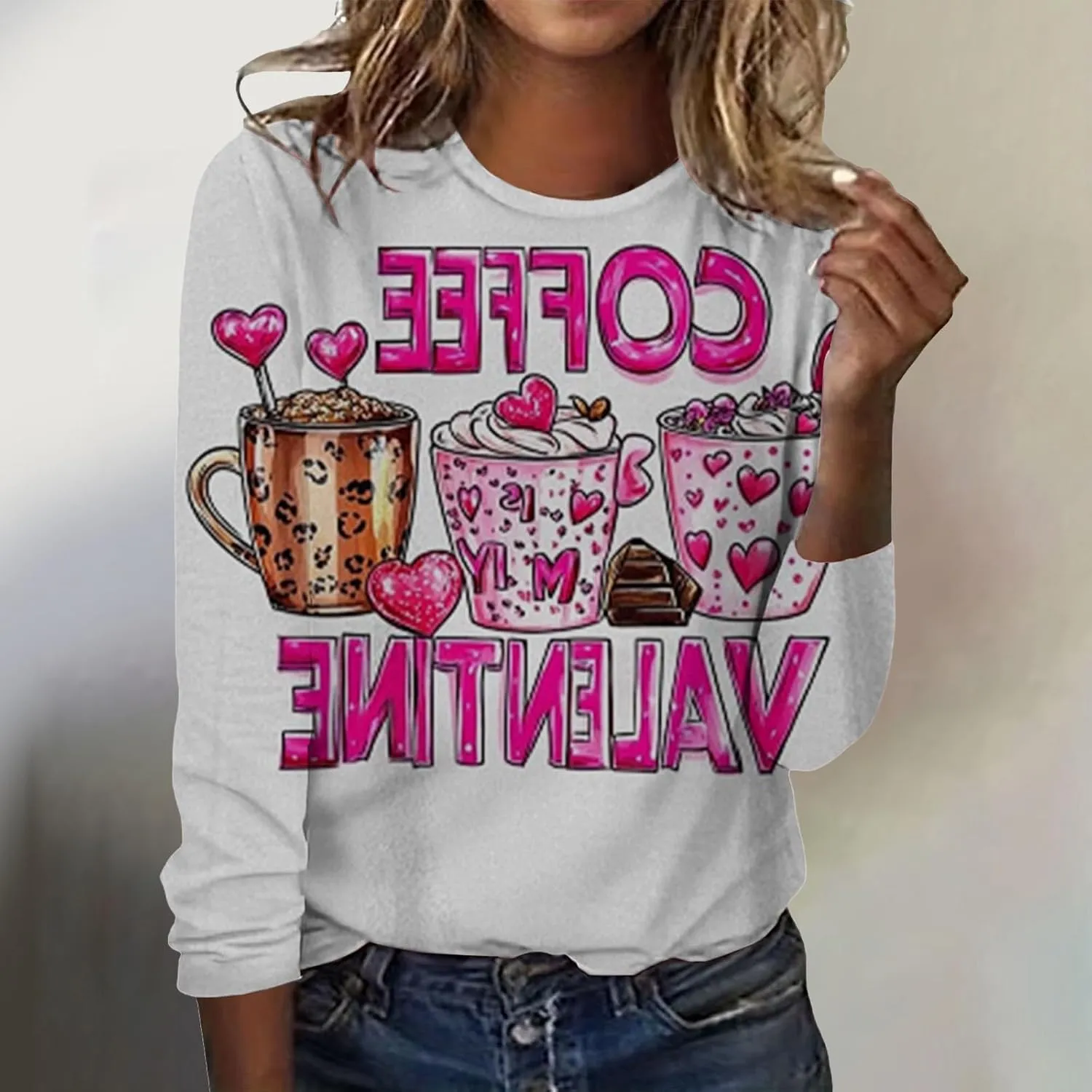 Womens Valentines Shirt Love Heart Print Long Sleeve Crewneck Sweatshirt Loose Casual Fit Basic 2025 Spring Pullover