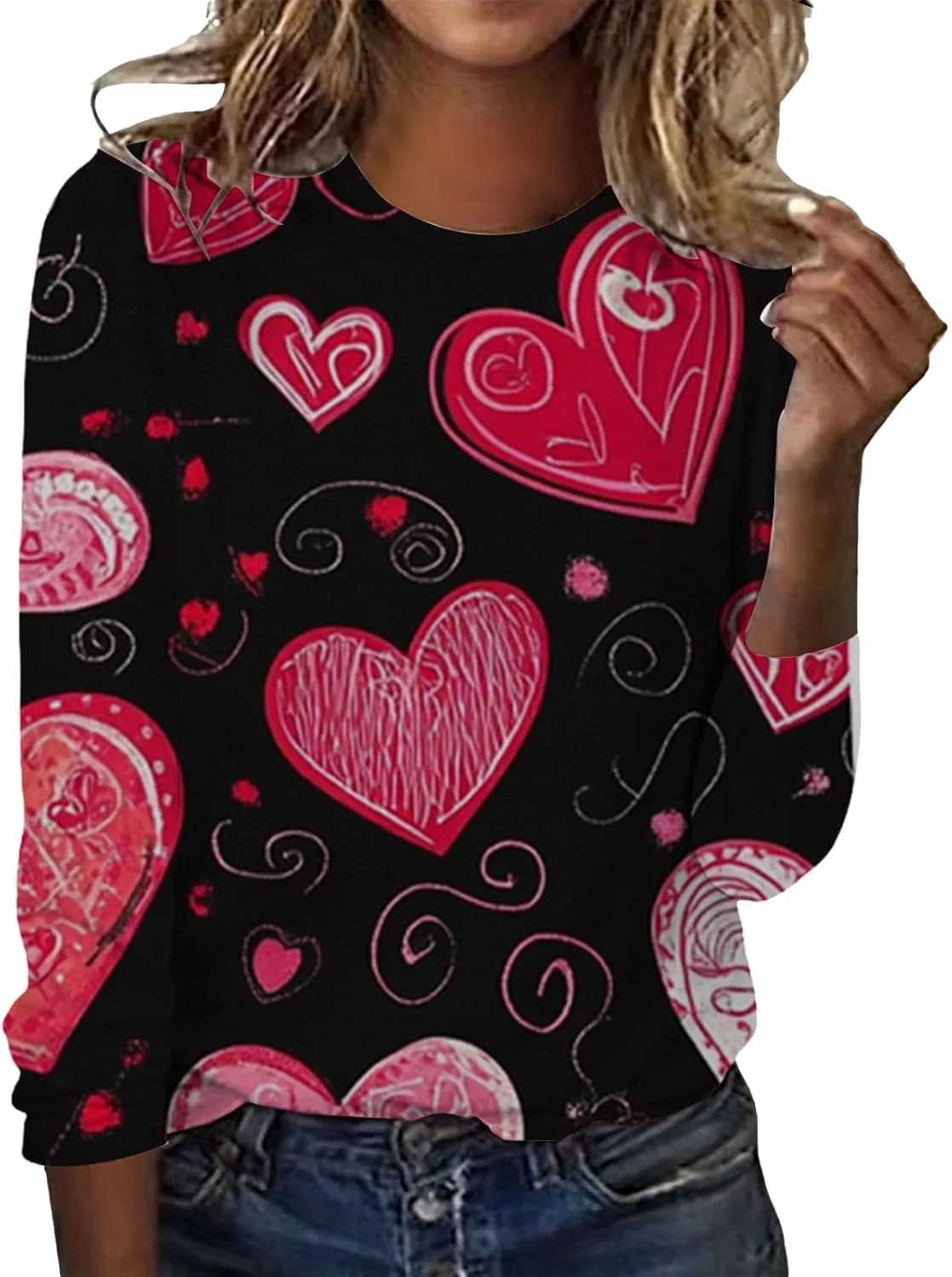 Womens Valentines Shirt Love Heart Print Long Sleeve Crewneck Sweatshirt Loose Casual Fit Basic 2025 Spring Pullover